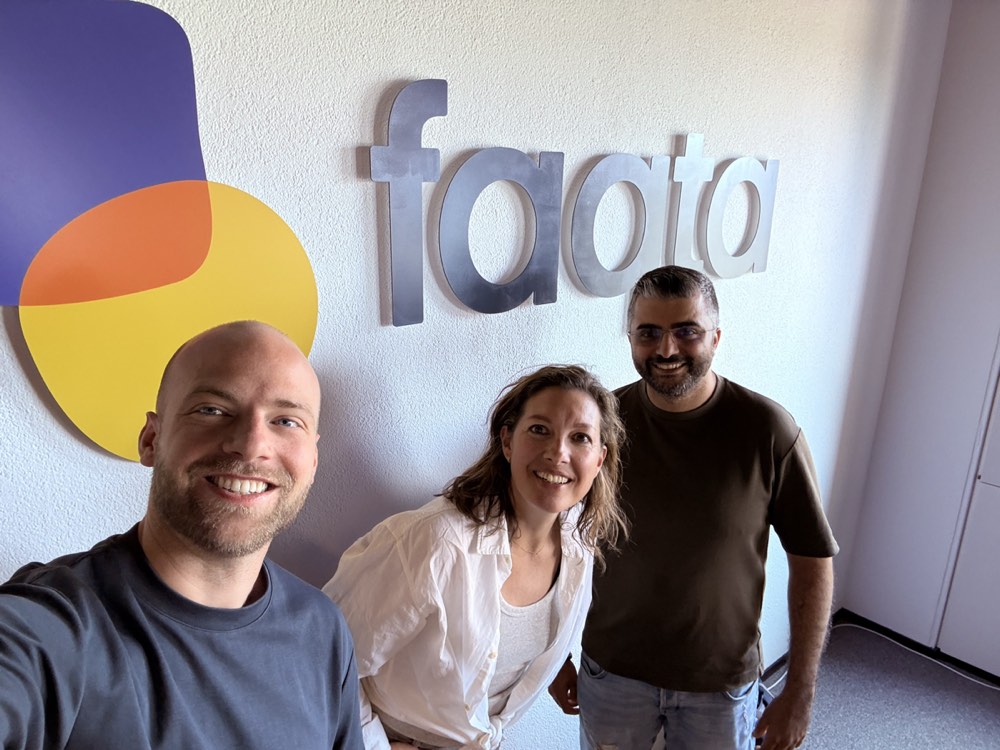 Op bezoek bij het team van faqta